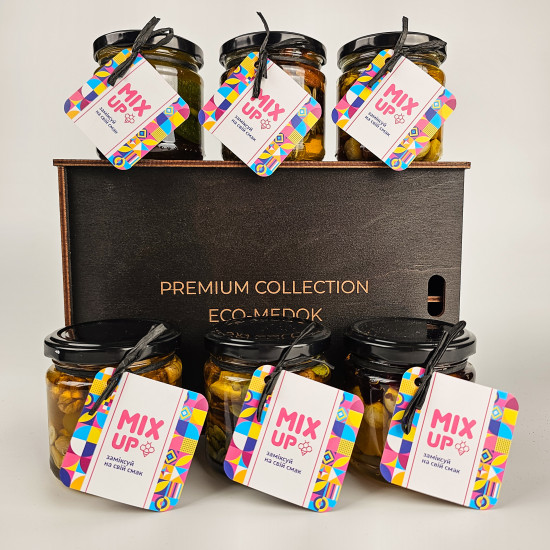 Premium gift set of MIXUP honey in a wooden box (6 desserts)