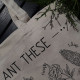 Сумка-шоппер "Plant These, Save the Bees", бежевая, черные цветы, ЭКО-МедОК